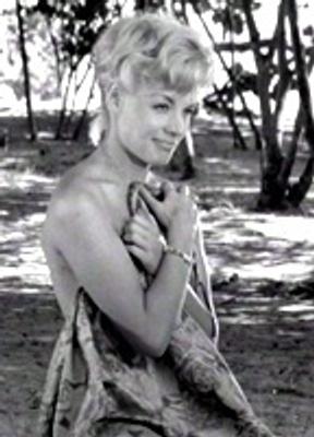 Tania Velia Nude Scenes 31259
