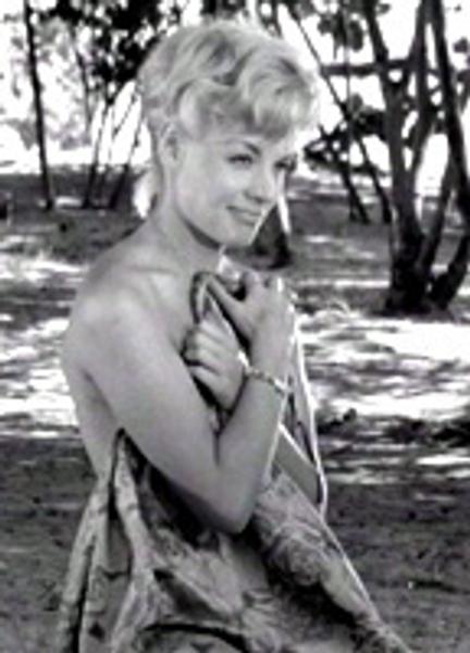 Tania Velia Nude Scenes 31259