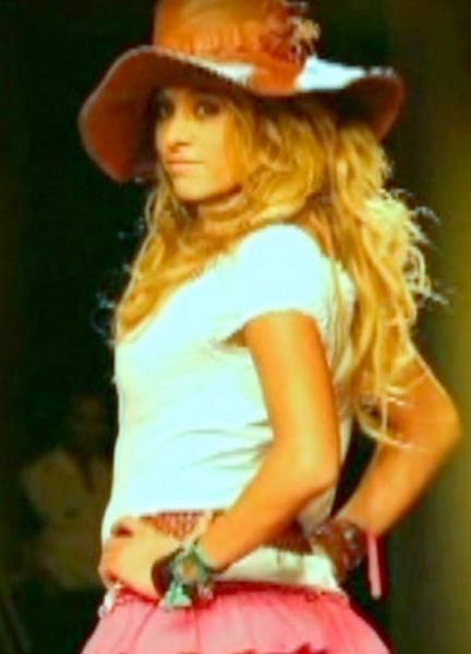 Paulina Rubio Hot Scenes 250602