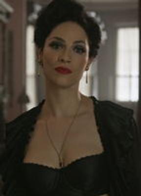 Joanne Kelly Breasts Butt 273144