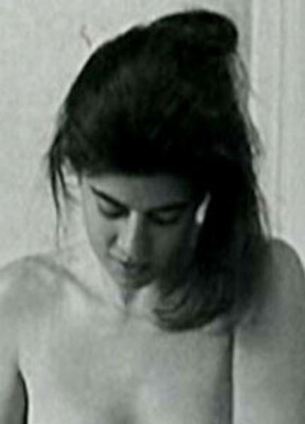 Sara-Jeanne Drillaud Nude Scenes 267027