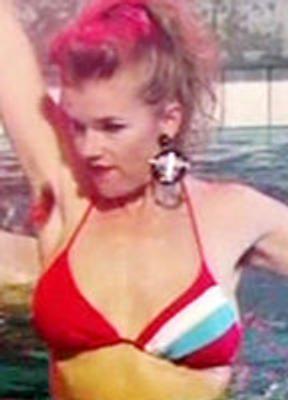 Anke Engelke Bikini Breasts 255072