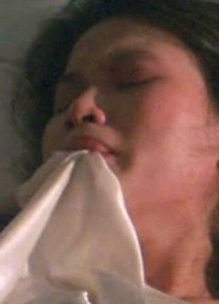 Prae Petchompoo Nude Scenes 264159