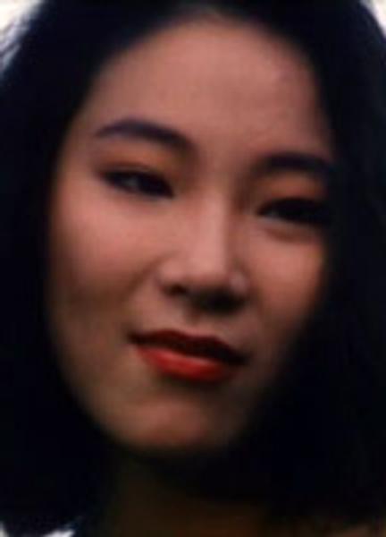 Sin Yi Yip Nude 44200