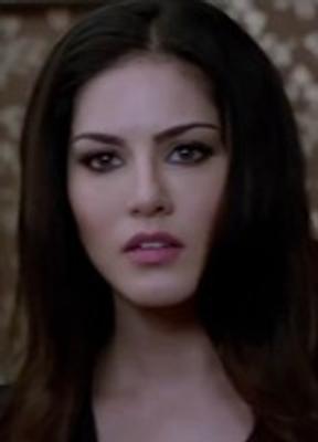 Sunny Leone Porn Star Breasts Bush 290154