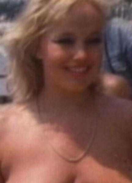 Olinka Hardiman Nude 244032