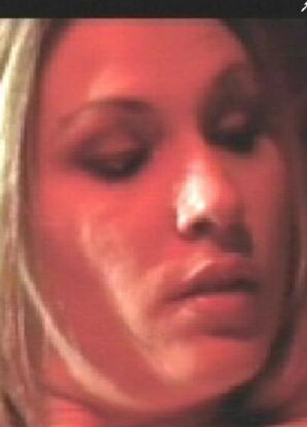 April Gilbert Nude Photos 243213