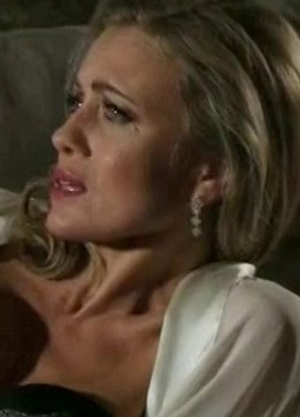 Stephanie Vogt Hot Scenes 244134