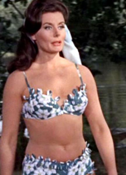 Eunice Gayson Sexy Photos 244641