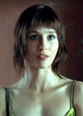 Emma Catherwood Breasts Bush 60571