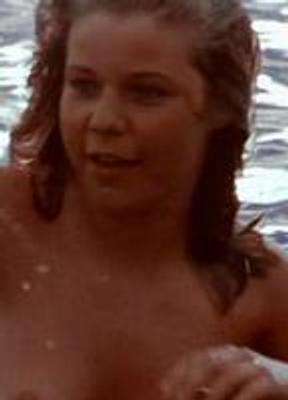 Julie Wiggen Breasts Bush 289080