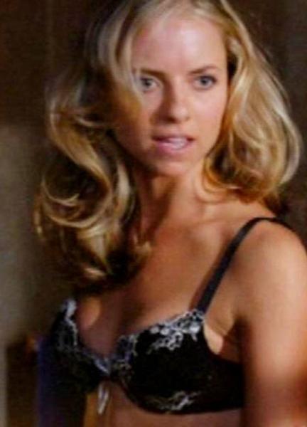 Sarah Christine Smith Sexy Photos 252249