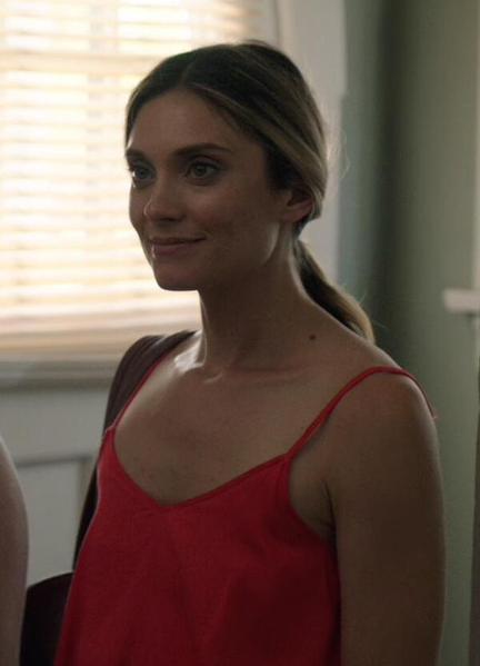 Sexiest Spencer Grammer Scenes 269859