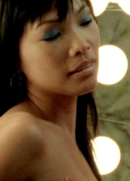 Navia Nguyen Naked 256866