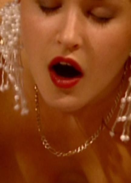 Amanda Dawkins Nude Scenes 241131