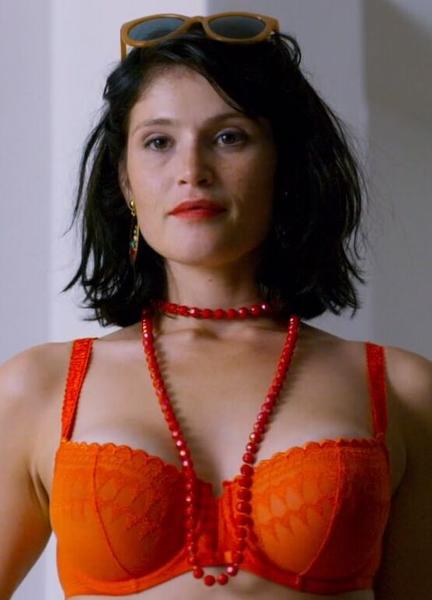 Gemma Arterton Nude Photos 218301