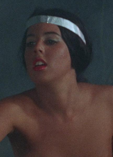 Bunny Glaser Nude Scenes 80311