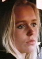 Mira Wanting Breasts Sexy* 261090