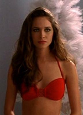 Maiara Walsh Bikini Lesbian 232788