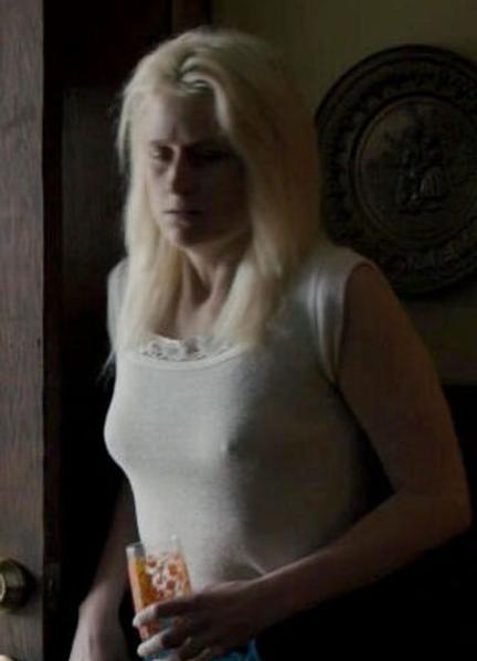 Mamie Gummer Hot Scenes 218670