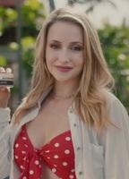 Emily Tennant Bikini Body Double 287681