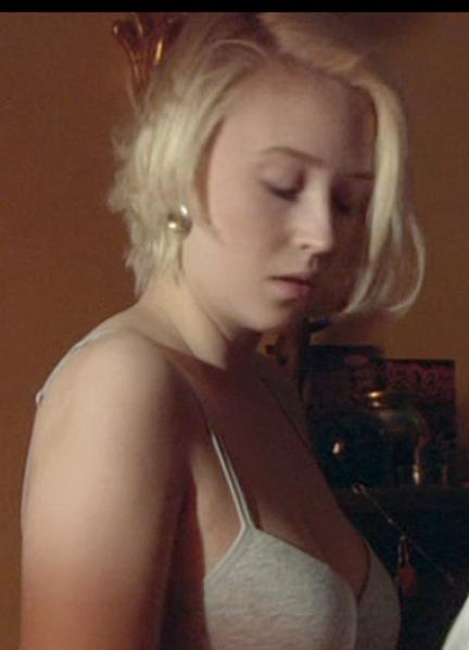 Lily Loveless Hot Scenes 238146