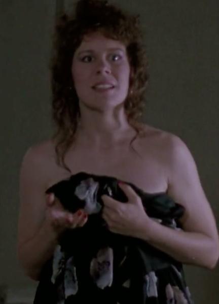 Christine Estabrook Nude Scenes 289411