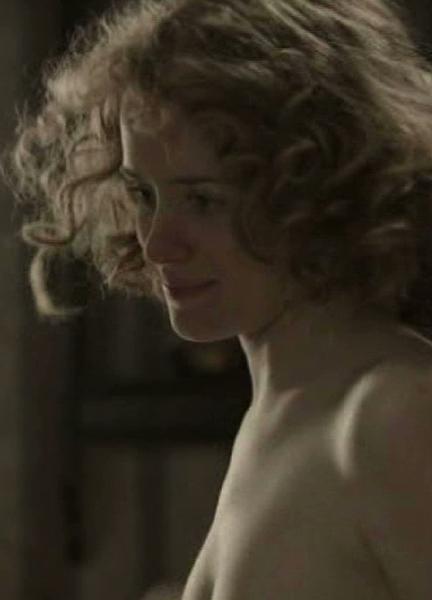 Claire Foy Nude Scenes 216543
