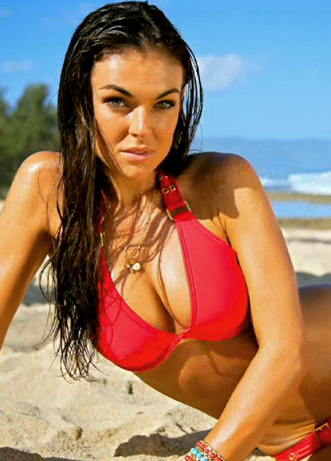 Serinda Swan Sexy Photos 219069