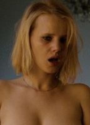 Joanna Kulig Bikini Breasts 221268