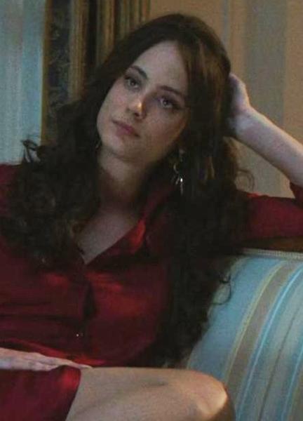 Nora Arnezeder Nude Photos 285441