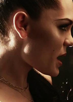 Jessie J Breasts Left Nipslip 234540