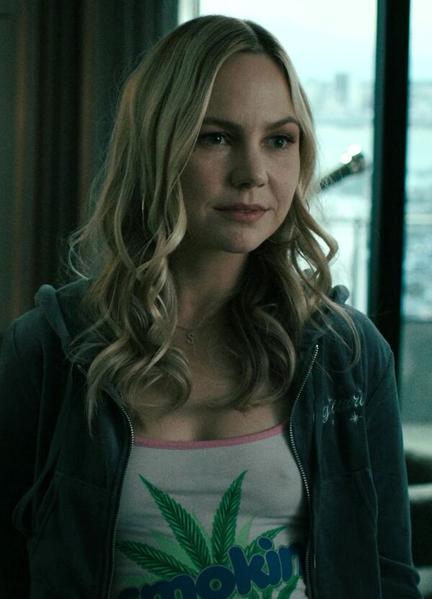 Adelaide Clemens Nude 289476