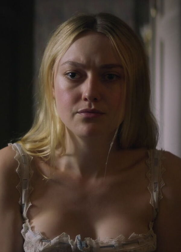 Dakota Fanning Nude Photos 293249