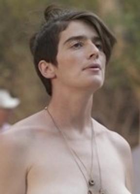 Gaby Hoffmann Bikini Body Double 230052