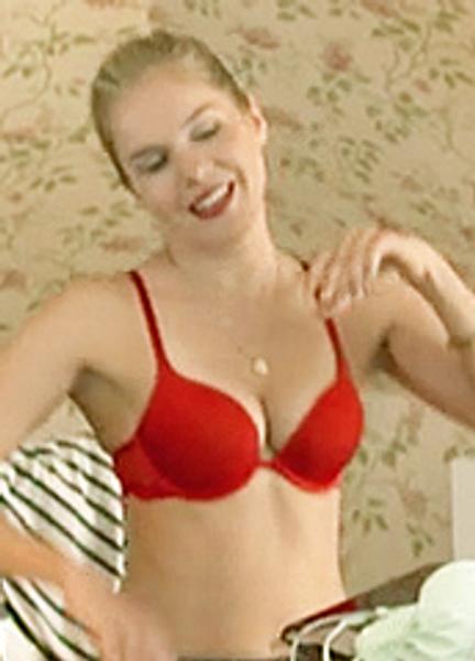 Anna Kubin Sexy Photos 260265