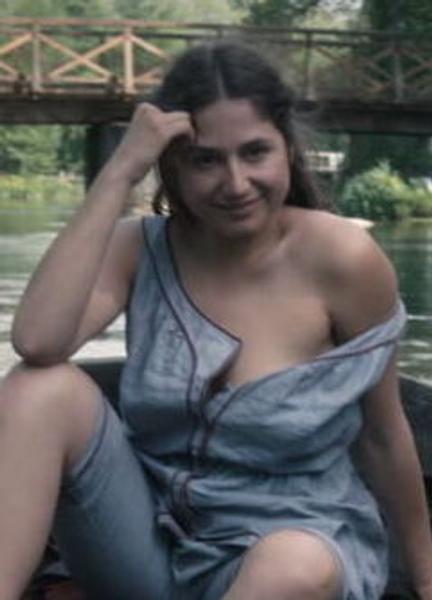 Izïa Higelin Nude Scenes 220071