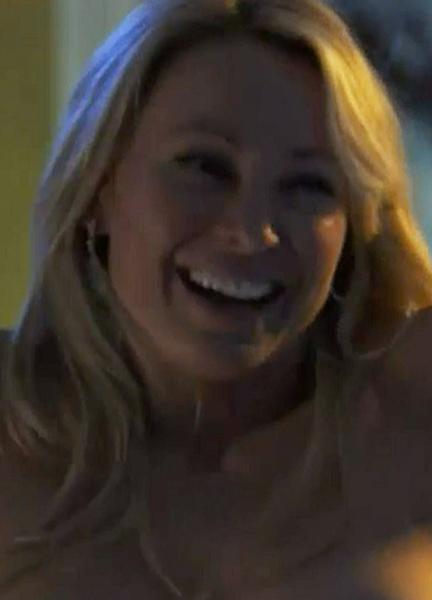 Paula Macneill Nude 257688