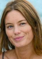 Camille Rowe Bikini Breasts 286184