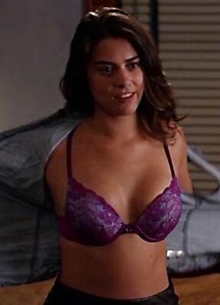 Lorenza Izzo Nude Photos 221421