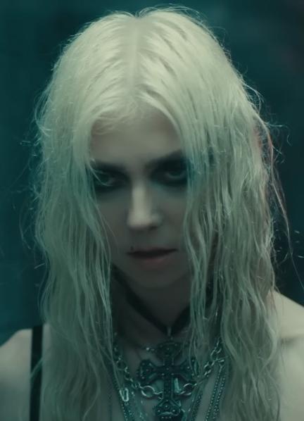 Taylor Momsen Nude Scenes 292219