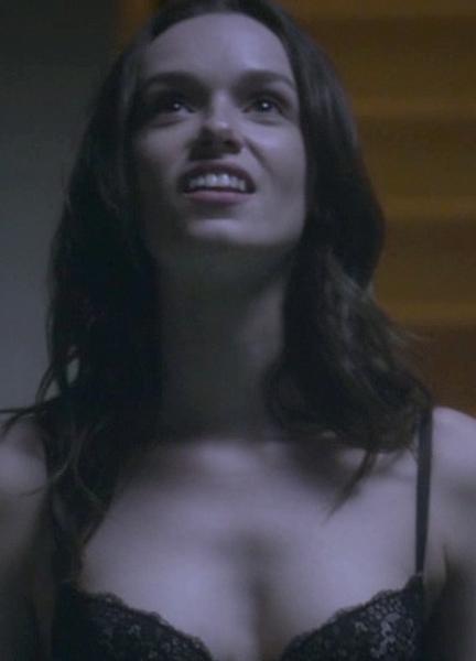 Alex Essoe Naked 255282
