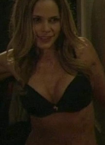 Betsy Beutler Hot Scenes 242922