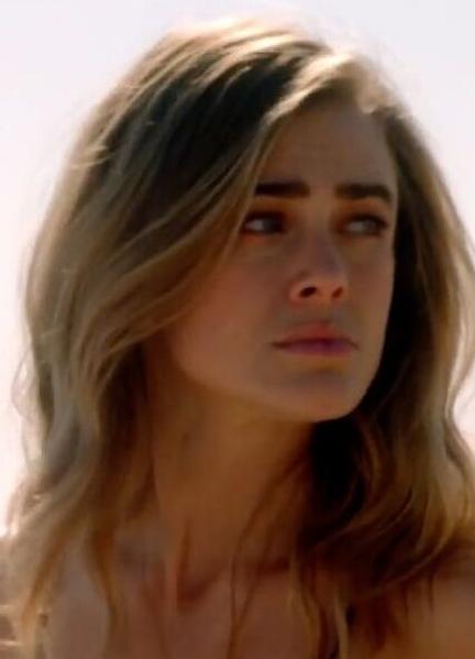 Sexiest Melissa Roxburgh Scenes 281783