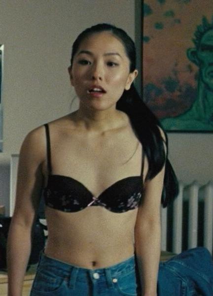 Vicky Huang Hot Scenes 261030