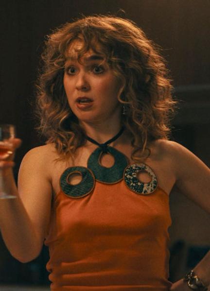 Haley Lu Richardson Hot Scenes 292582