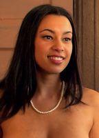 Heather Paige Cohn Bikini Breasts 222690