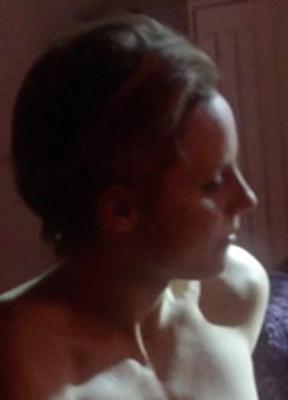 Julia Kijowska Breasts Bush 270903