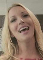 Kabby Borders Bikini Breasts 232155