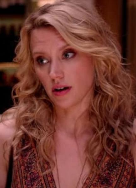 Sexiest Kate McKinnon Scenes 218919
